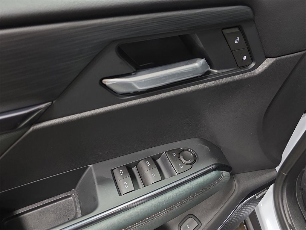 New 2026 GMC Acadia AT4 w/ Luxury Package image 30