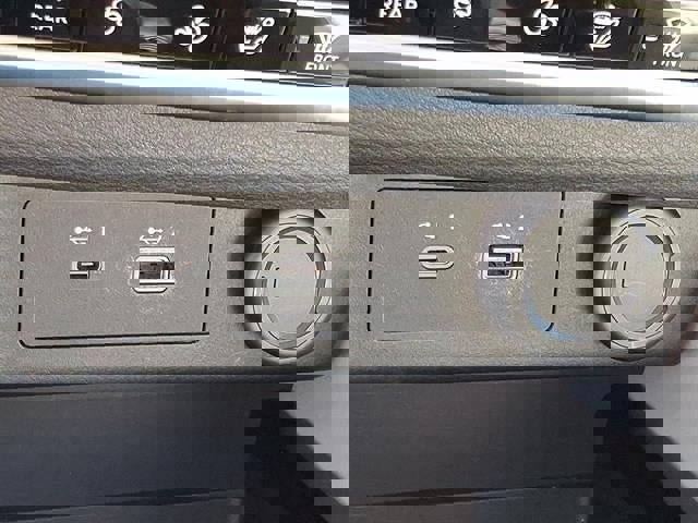 Used 2022 Nissan Rogue SL w/ SL Premium Package image 60