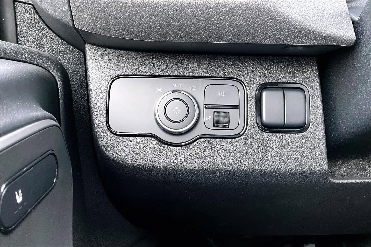 New 2025 Mercedes-Benz Sprinter 2500 image 13