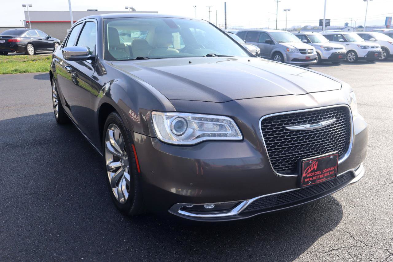 Used 2015 Chrysler 300 C w/ Light Group RWD image 33