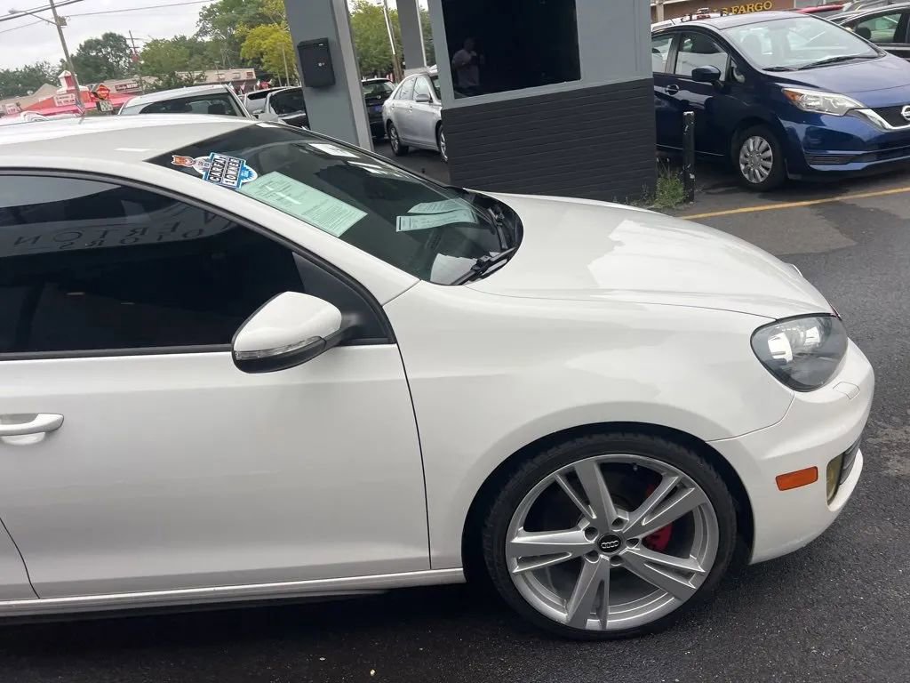 Used 2014 Volkswagen GTI Wolfsburg Edition image 18