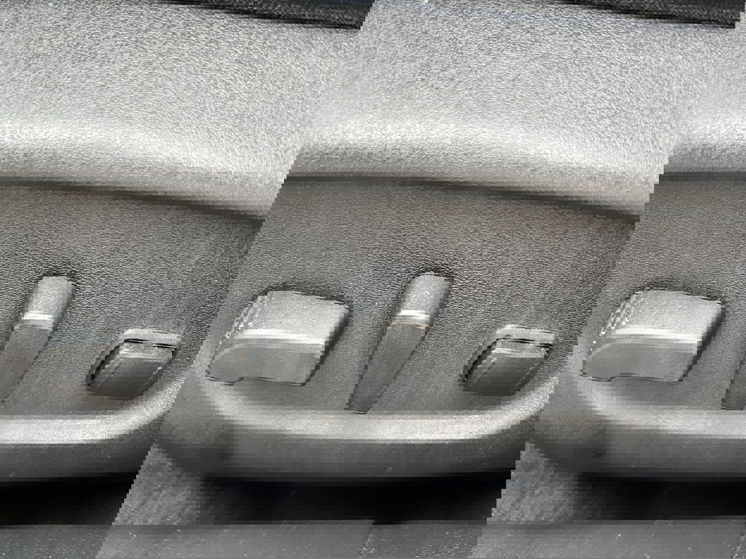 Used 2017 Nissan Rogue SV w/ SV Premium Package image 19