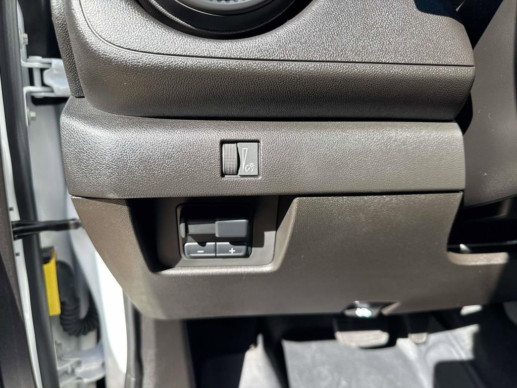 Used 2025 Chevrolet Colorado Trail Boss image 24