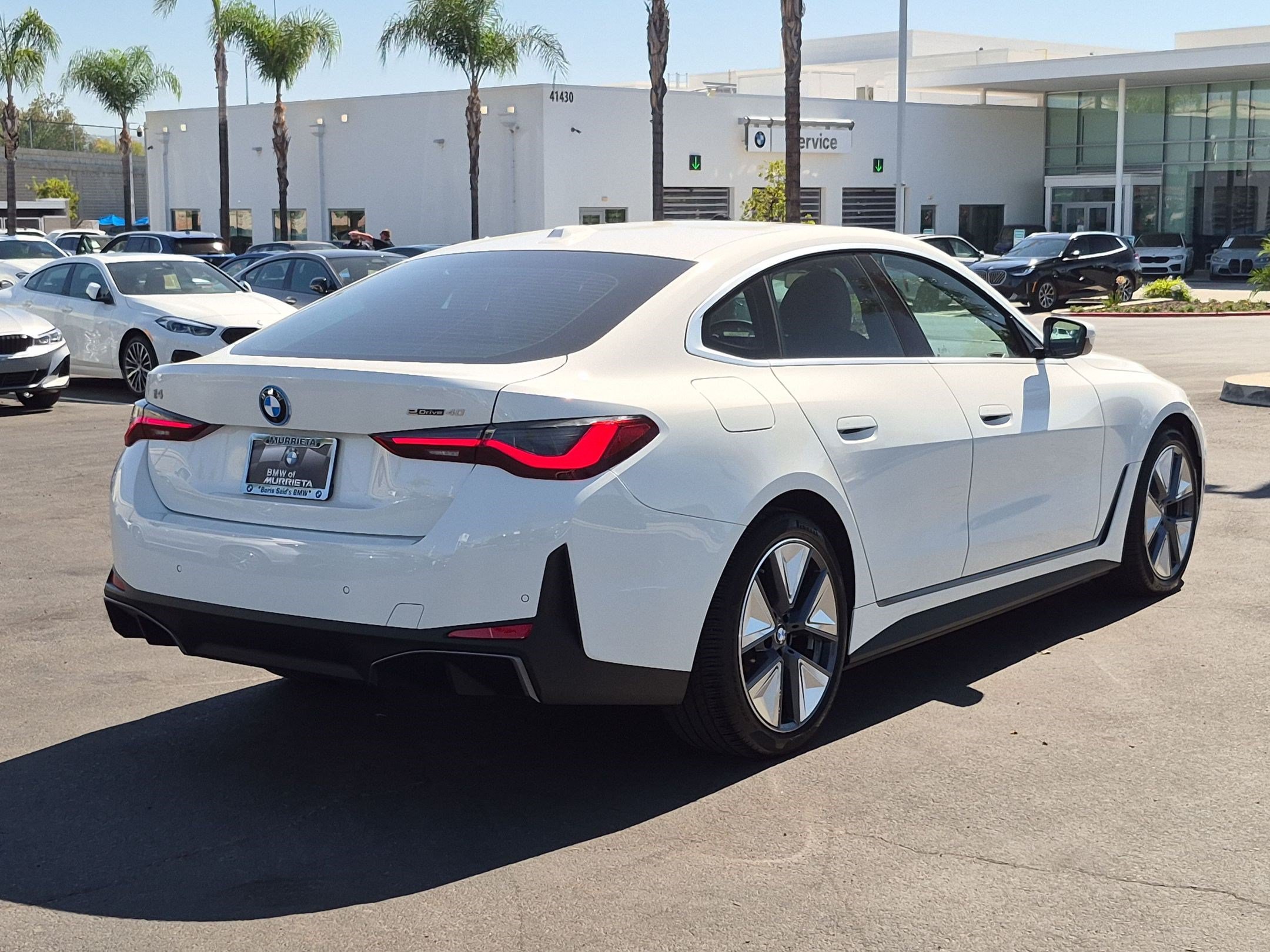Certified 2025 BMW i4 eDrive40 w/ M Sport Package RWD image 10