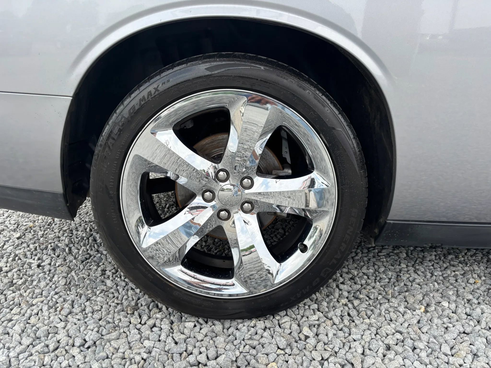 Used 2013 Dodge Challenger R/T RWD image 10