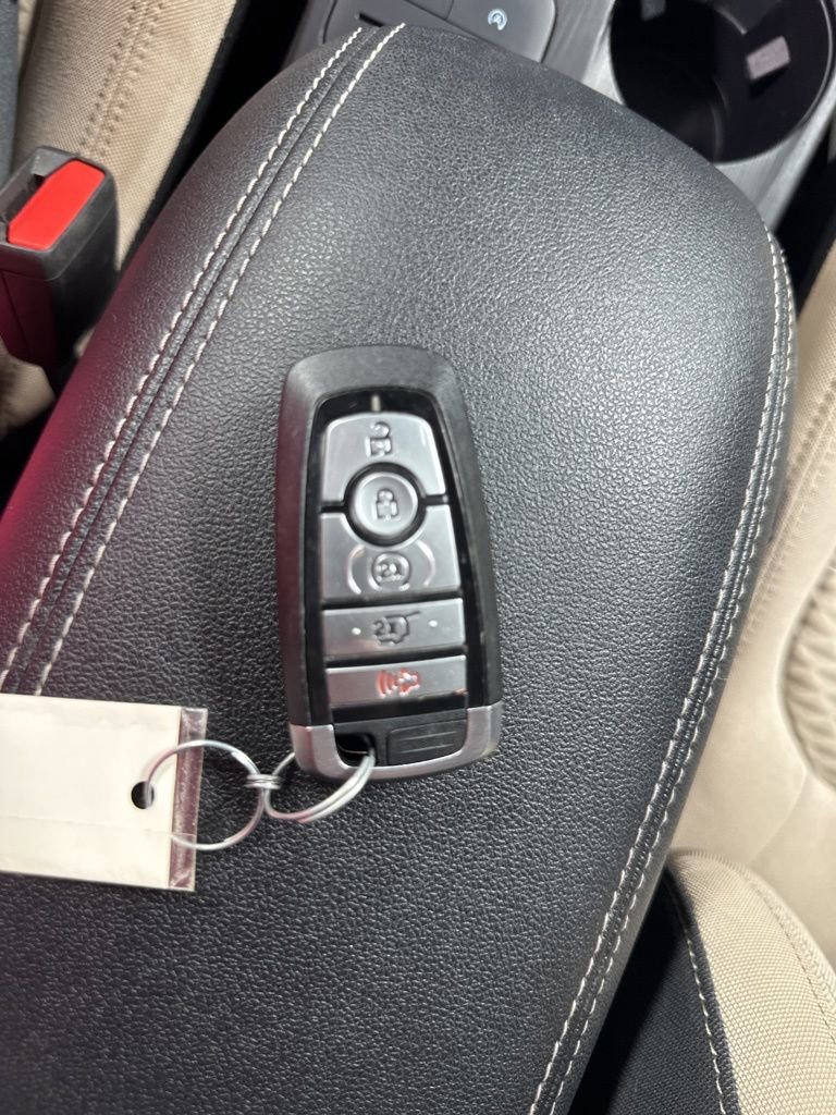 Used 2022 Ford Escape SE w/ Convenience Package image 26