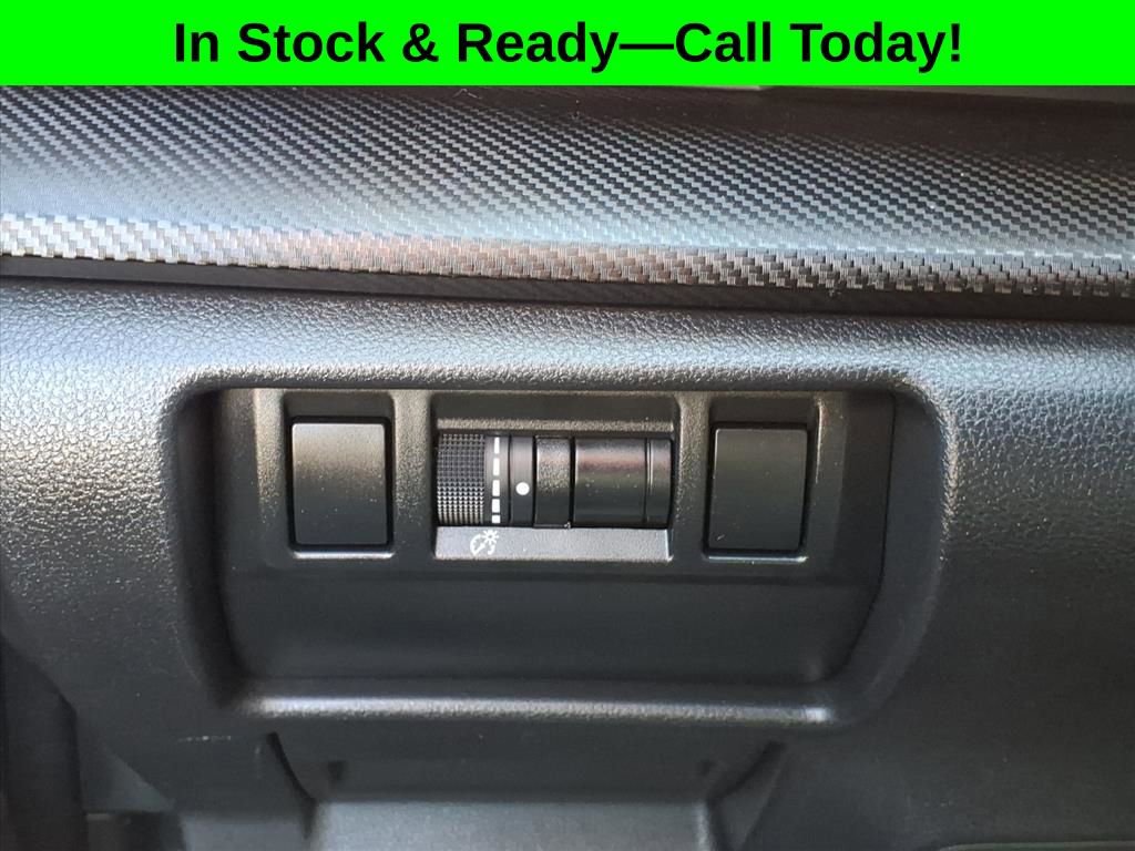Used 2024 Subaru Crosstrek 2.0i Premium AWD/4WD image 20