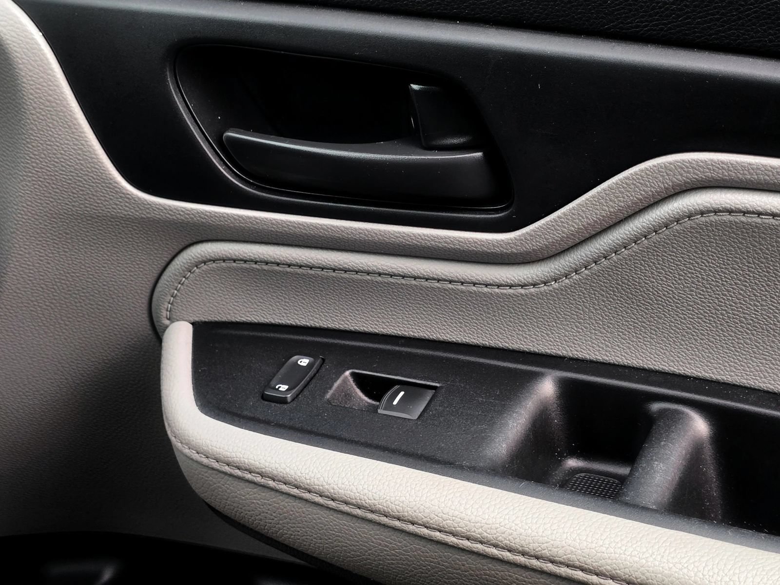 Used 2019 Honda Odyssey EX-L image 48