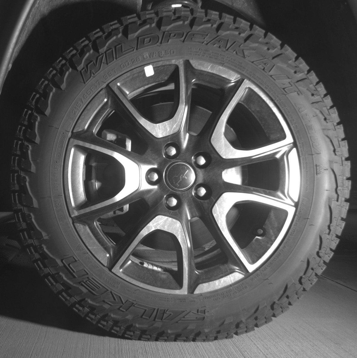 Used 2025 Jeep Compass Trailhawk image 12