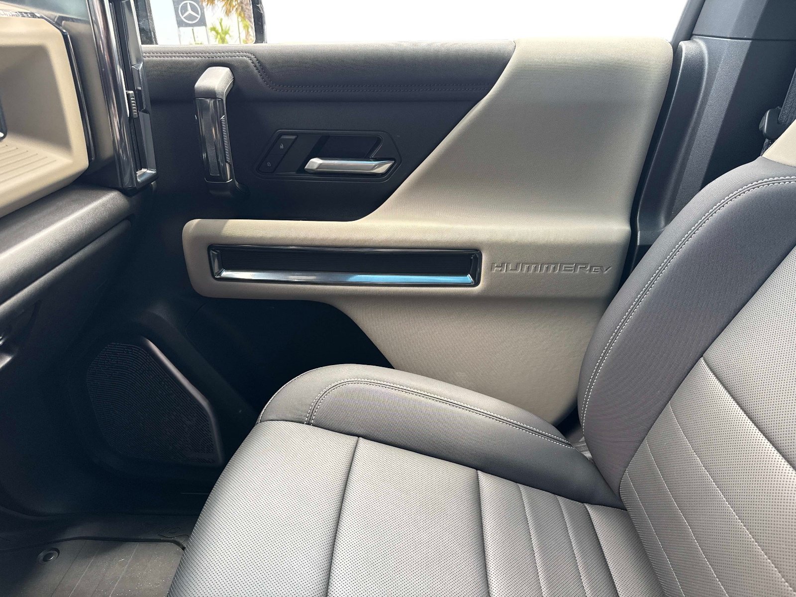 Used 2026 GMC Hummer EV SUV AWD/4WD image 23