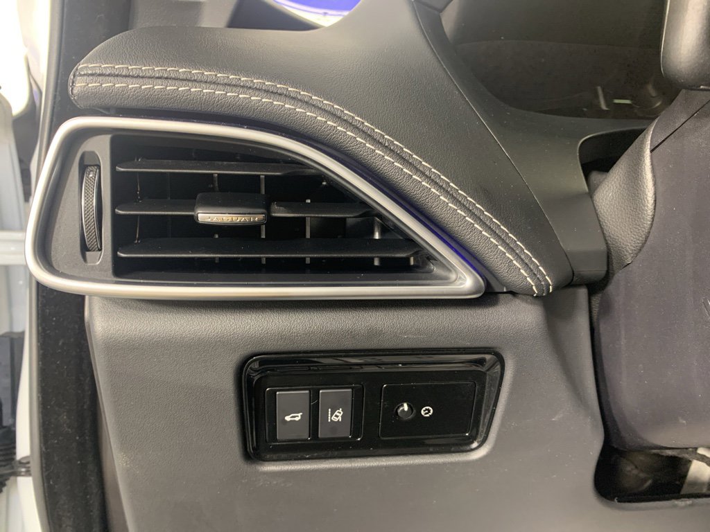 Used 2017 Jaguar F-PACE S AWD/4WD image 17