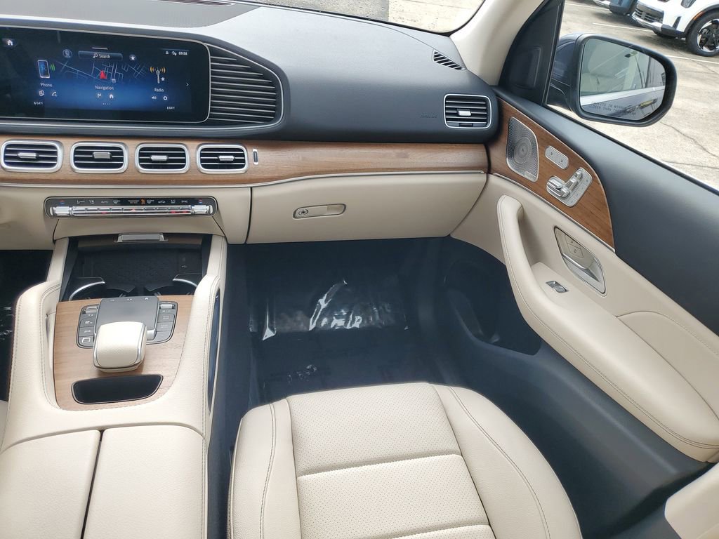 Used 2025 Mercedes-Benz GLE 350 4MATIC image 27