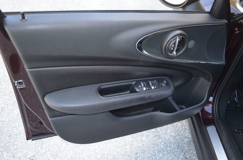 Used 2016 MINI Cooper Clubman image 11