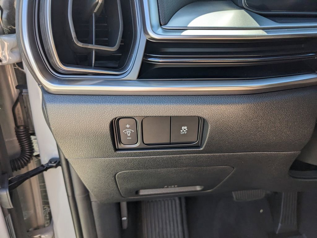 Certified 2026 Kia Sorento S image 28