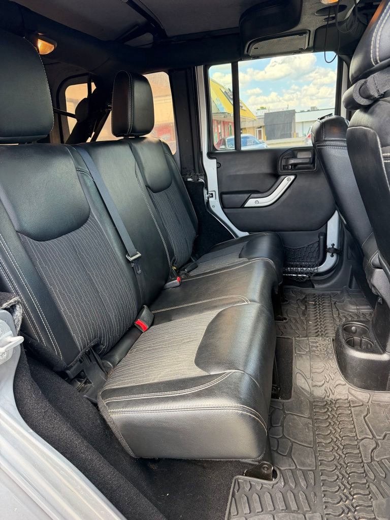 Used 2015 Jeep Wrangler Unlimited Sport image 20