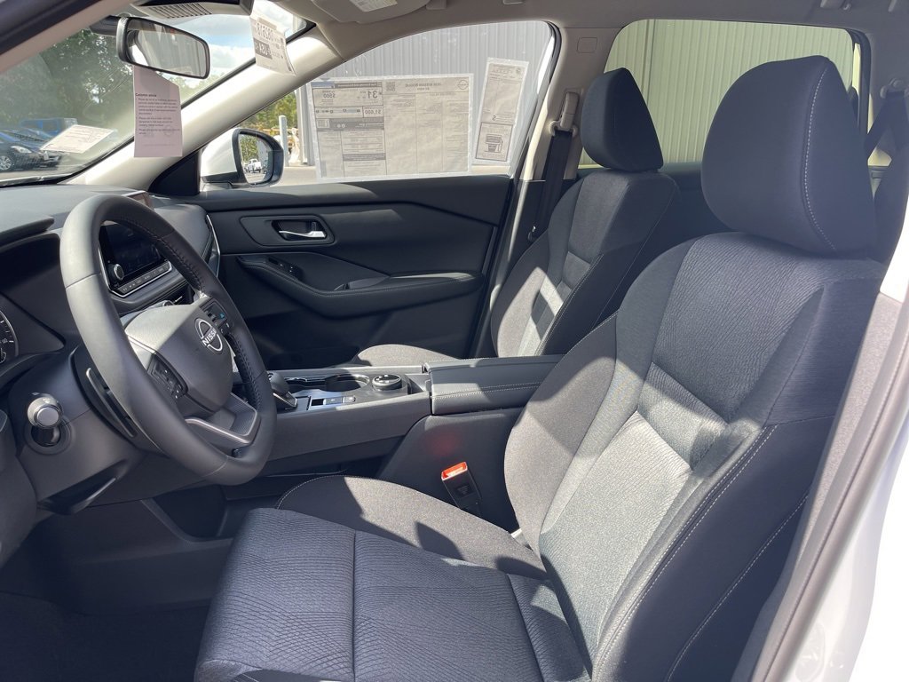 New 2026 Nissan Rogue SV image 16