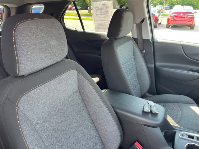 Used 2023 Chevrolet Equinox LT FWD image 33