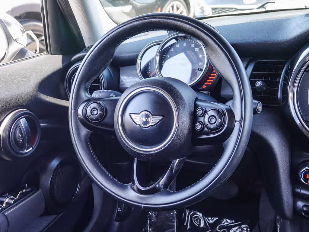Used 2015 MINI Cooper 4-Door Hardtop FWD image 14