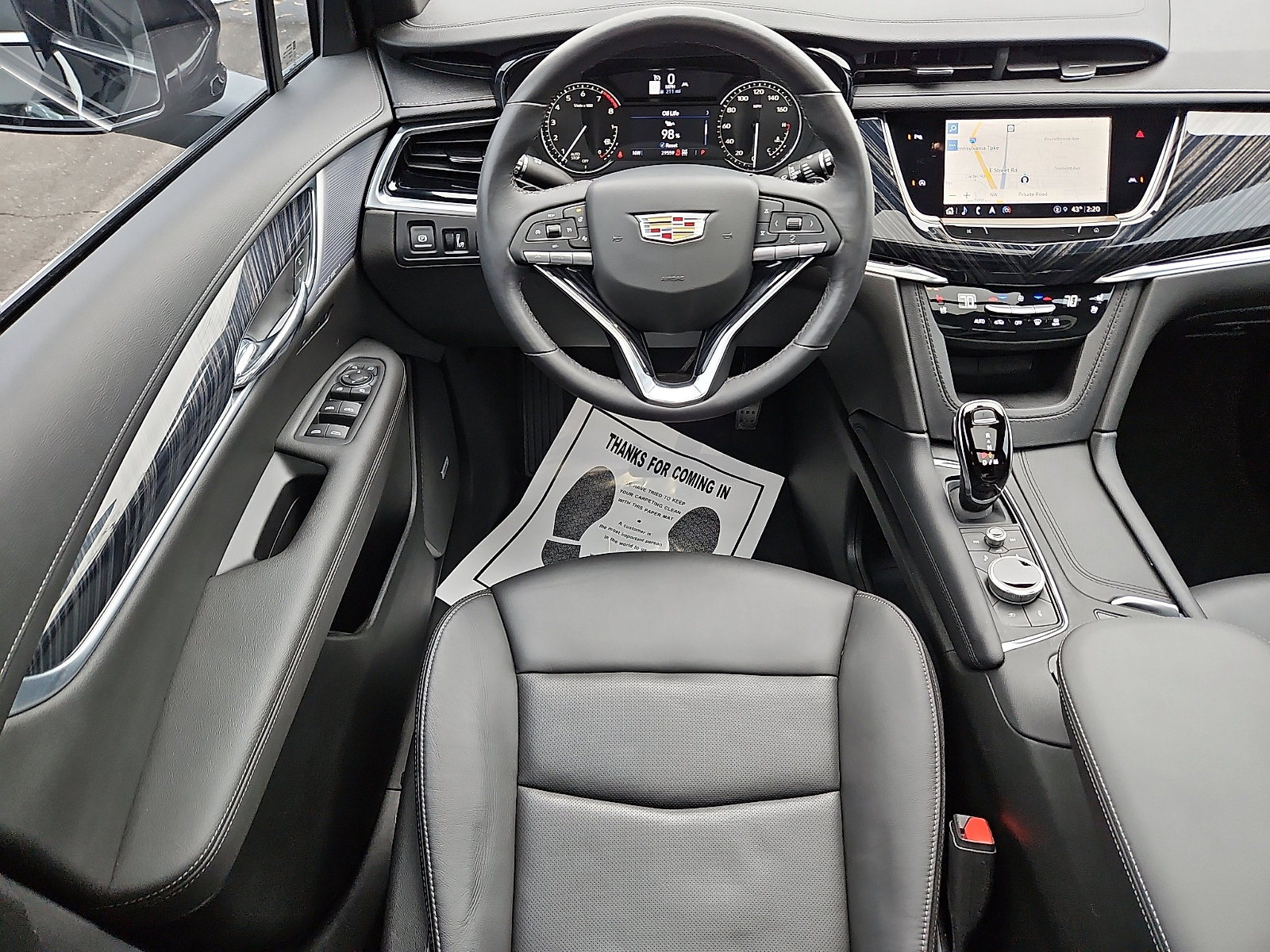 Certified 2024 Cadillac XT6 Premium Luxury image 11