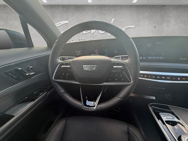Certified 2026 Cadillac Lyriq Luxury AWD/4WD image 15
