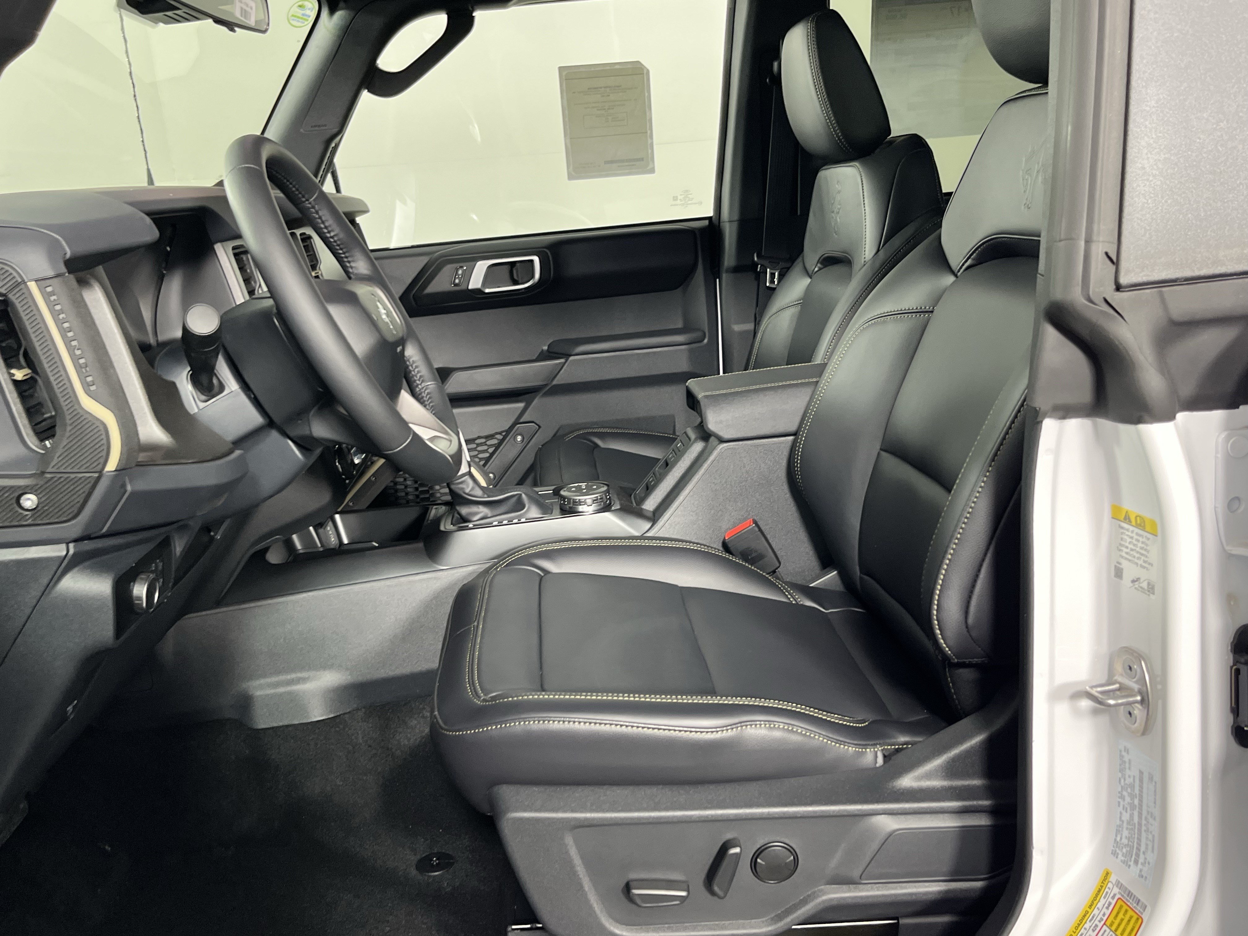 New 2026 Ford Bronco Badlands AWD/4WD image 10