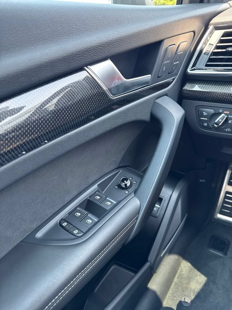 Certified 2023 Audi SQ5 Premium Plus w/ Premium Plus Package AWD/4WD image 28