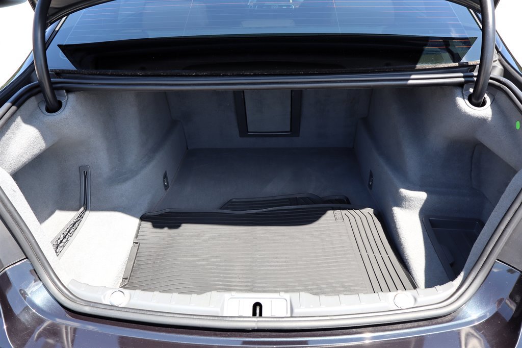 Used 2014 BMW 750Li xDrive AWD/4WD image 37