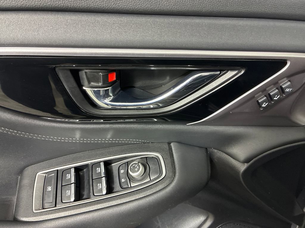 Used 2023 Subaru Outback Limited image 13