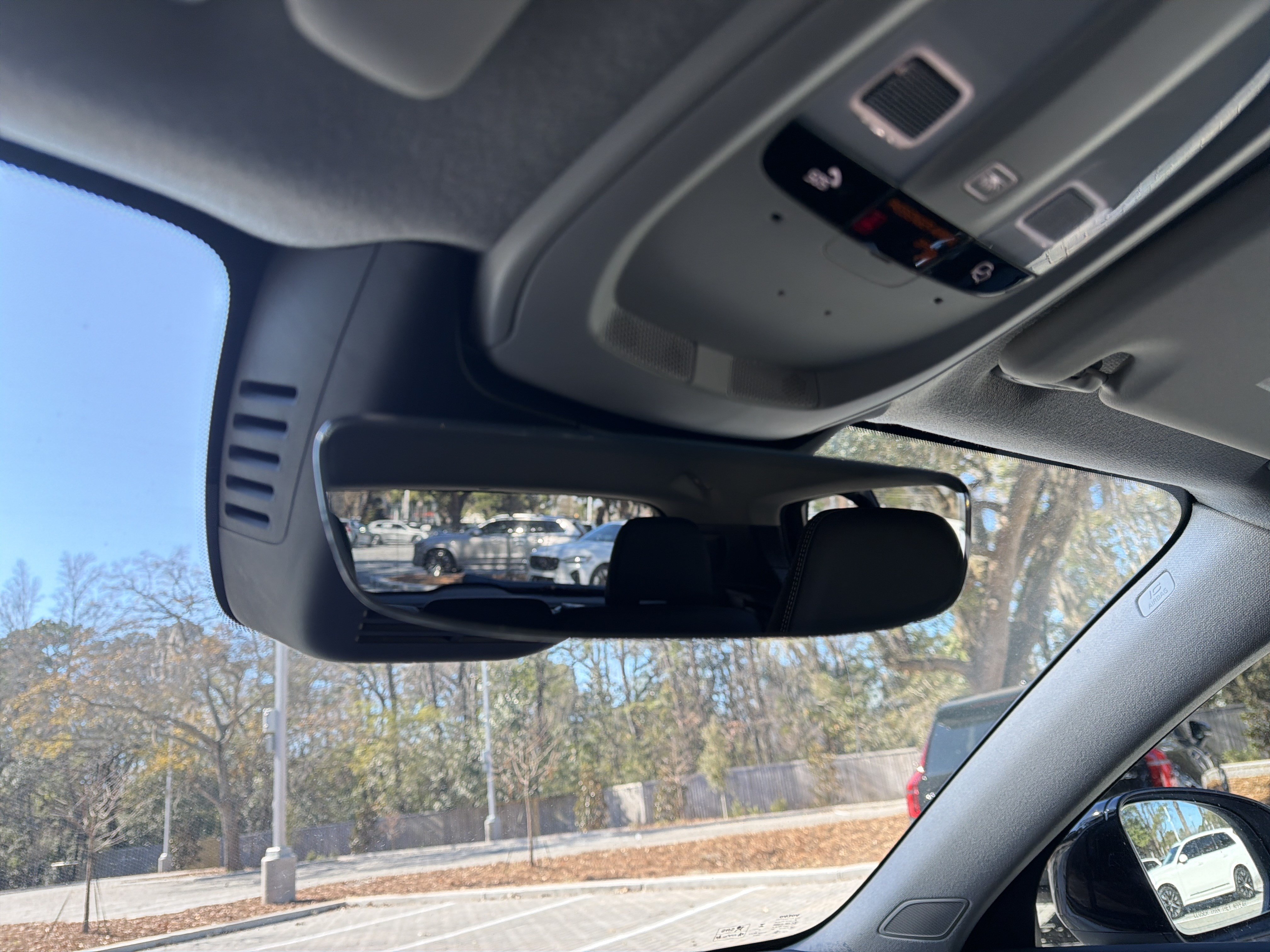 New 2026 Volvo XC40 B4 Core FWD image 30