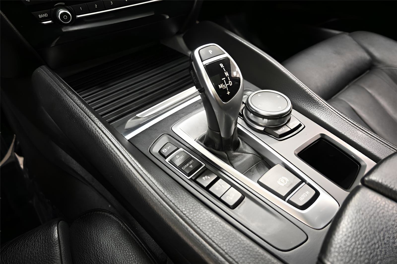 Used 2015 BMW X6 xDrive35i image 21