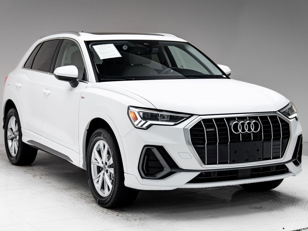 Certified 2025 Audi Q3 2.0T Premium Plus w/ Premium Plus Package image 28