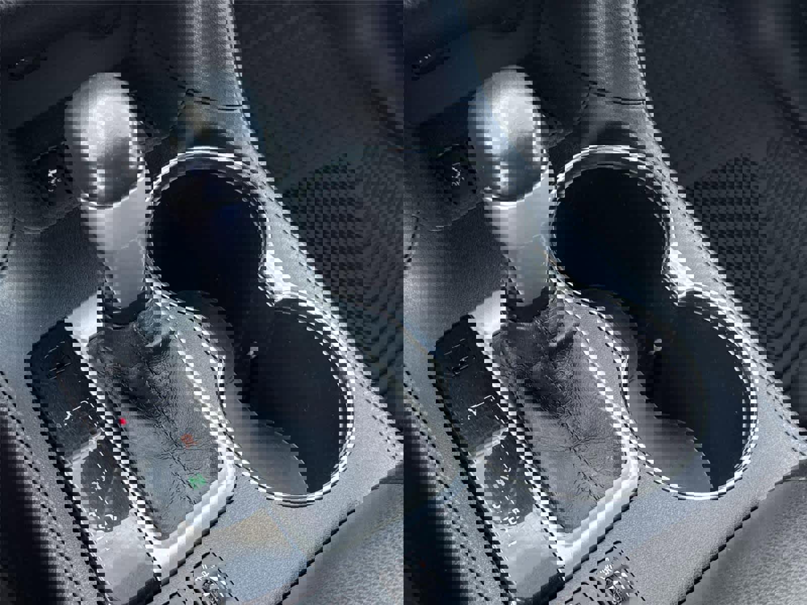 Used 2015 Toyota Highlander XLE AWD/4WD image 25