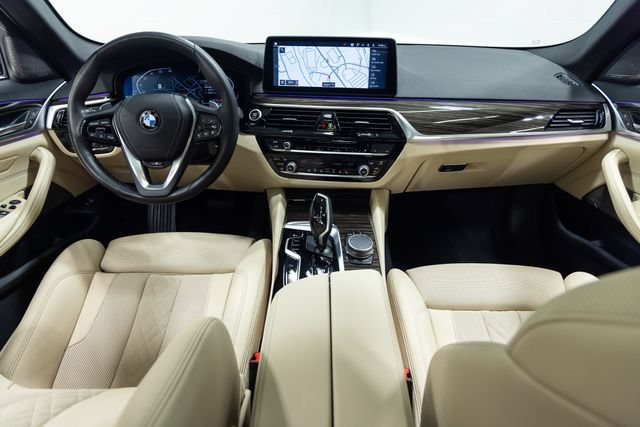 Certified 2022 BMW 530i xDrive w/ Premium Package AWD/4WD image 22