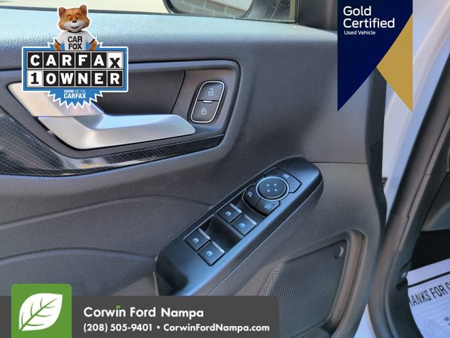 Used 2025 Ford Escape ST-Line w/ Tech Pack #1 AWD/4WD image 13