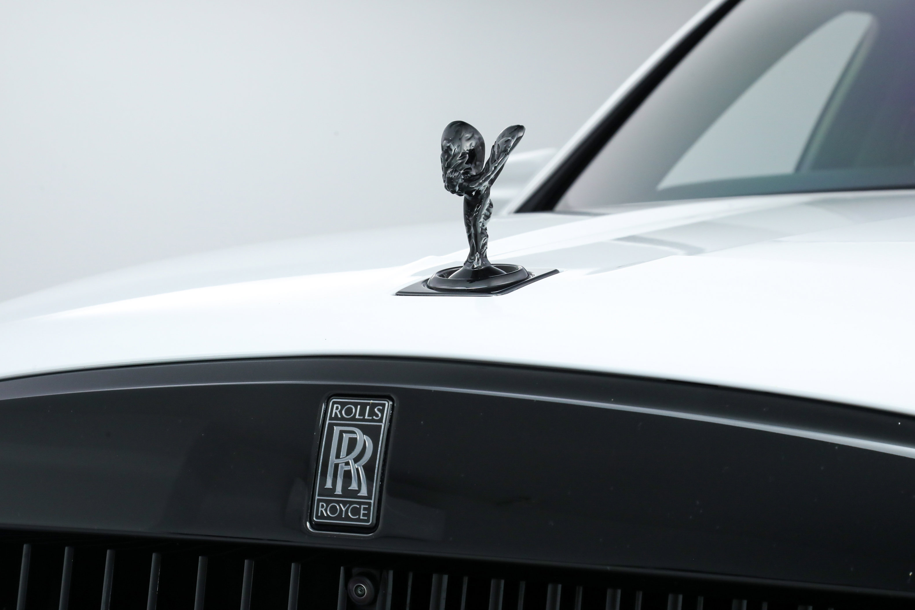Used 2023 Rolls-Royce Cullinan Black Badge w/ Dark Exterior Package image 13