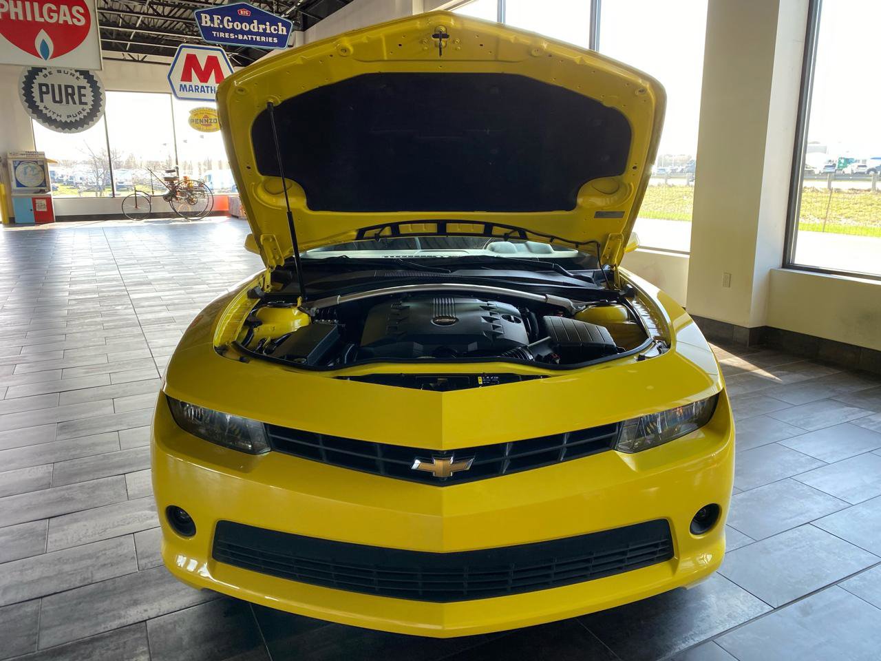 Used 2015 Chevrolet Camaro LT image 19