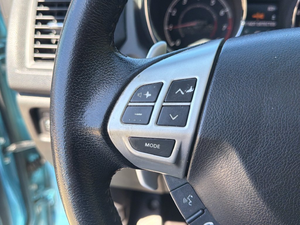 Used 2013 Mitsubishi Outlander Sport SE FWD image 19