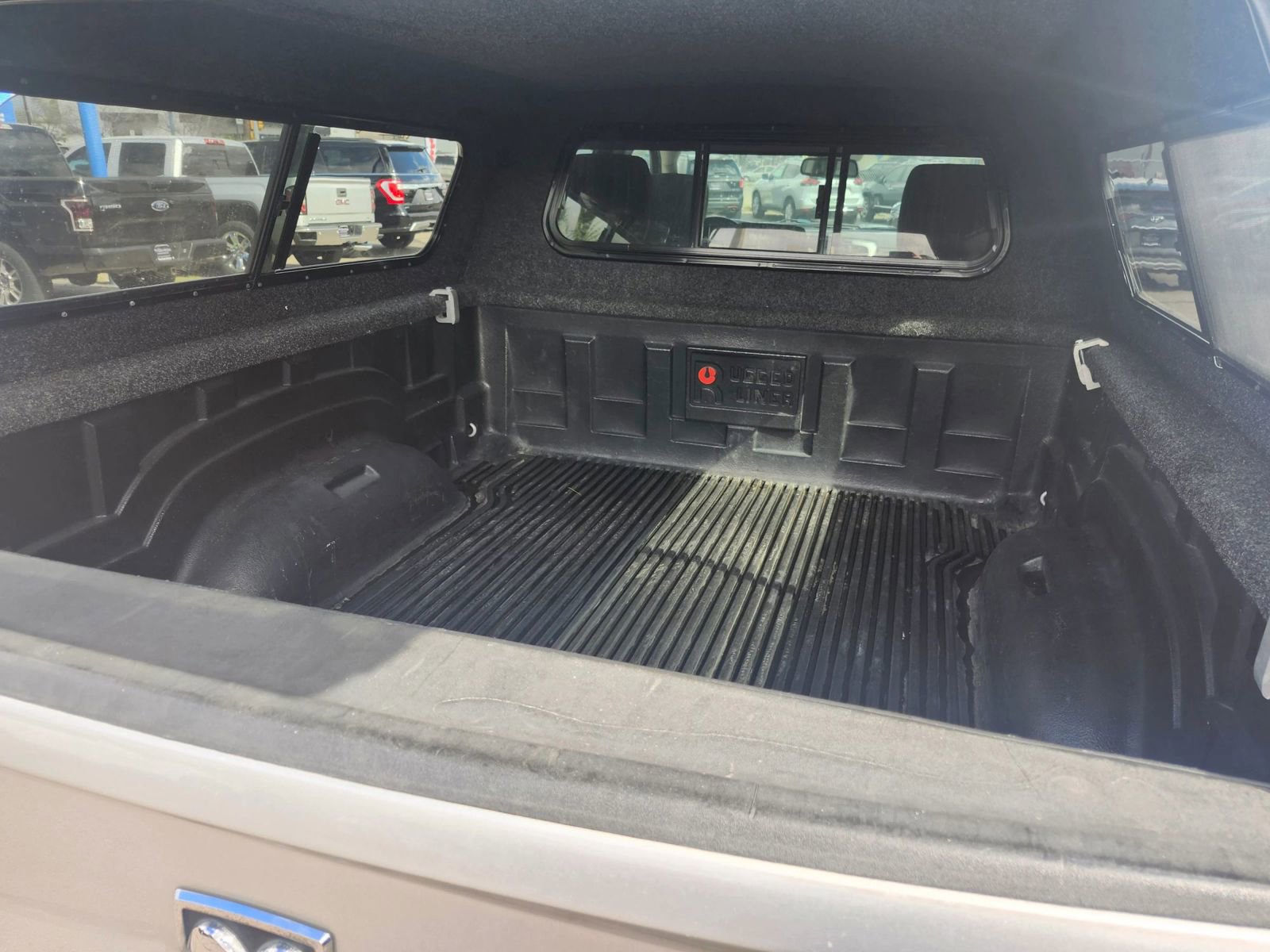 Used 2015 RAM 1500 Classic SLT image 14