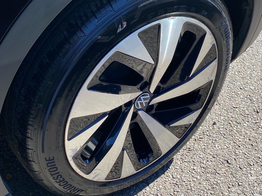 Used 2021 Volkswagen ID.4 Pro S w/ Gradient Package image 21