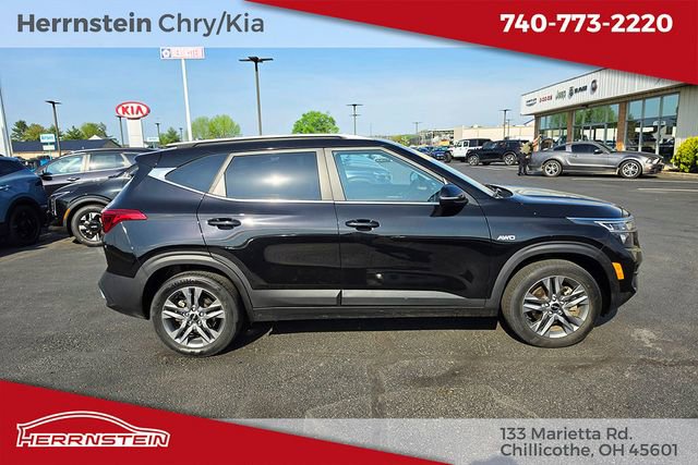 Used 2023 Kia Seltos S w/ Navigation Package AWD/4WD image 27