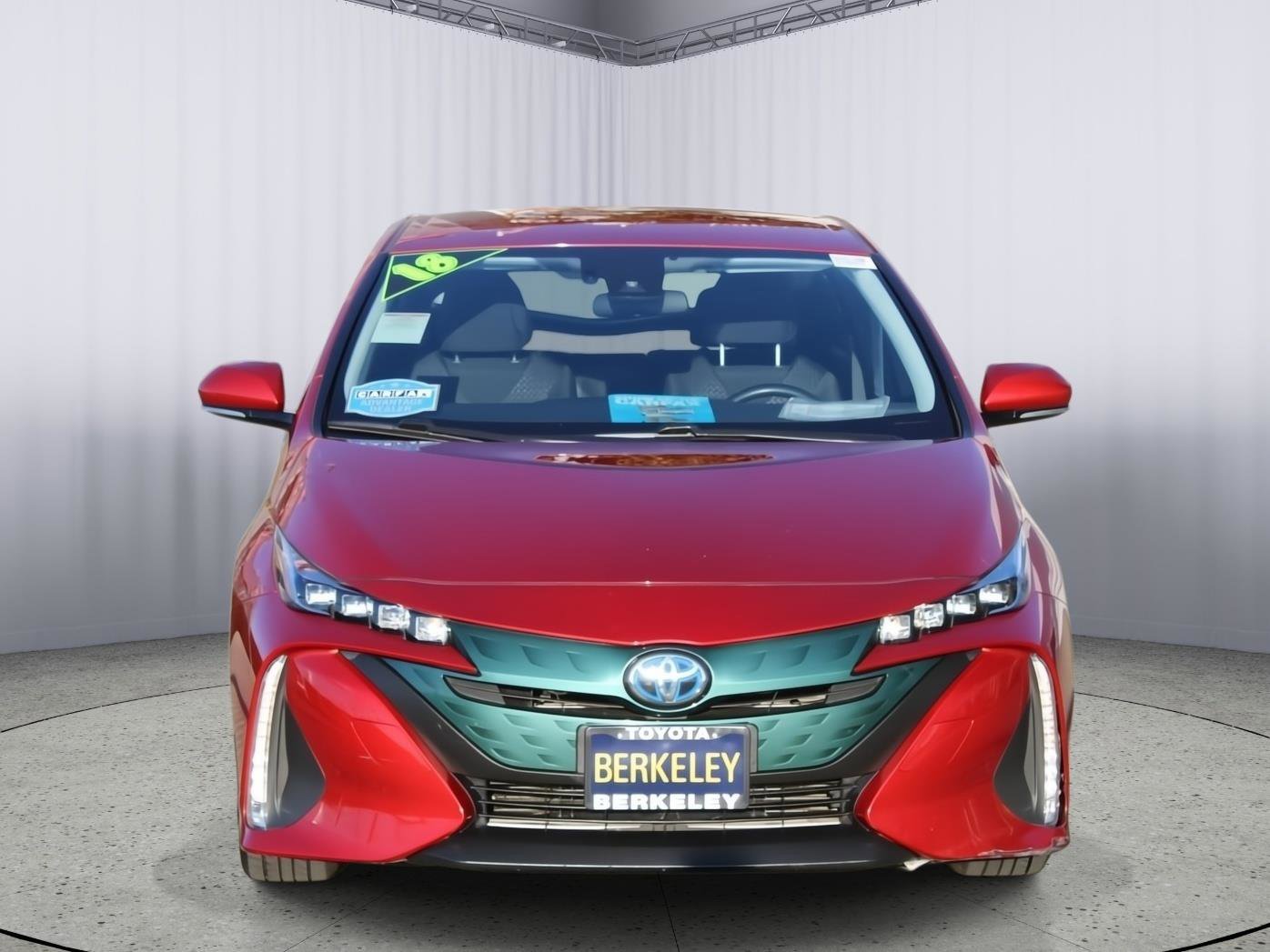 Used 2018 Toyota Prius Prime Plus image 3