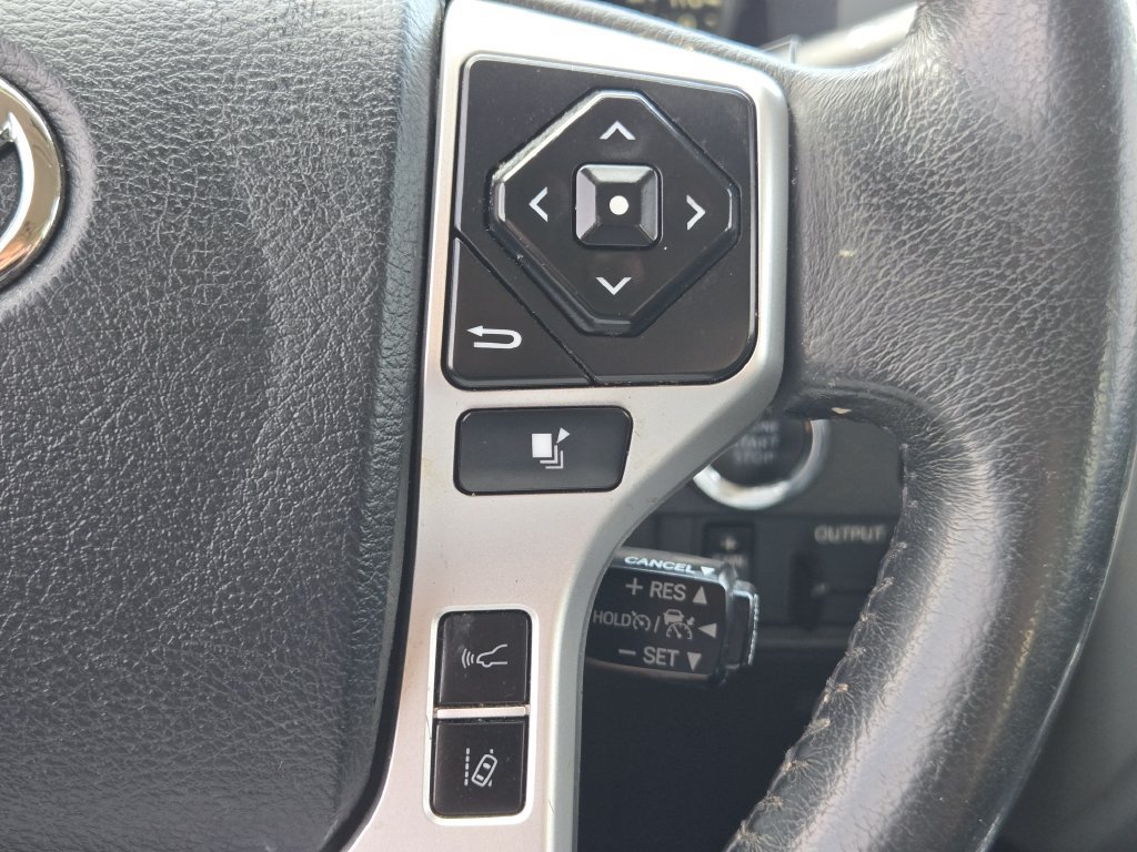 Used 2020 Toyota Tundra Limited w/ Limited Premium Package RWD image 30