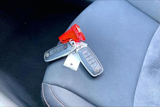 Used 2024 Nissan Sentra SR image 11