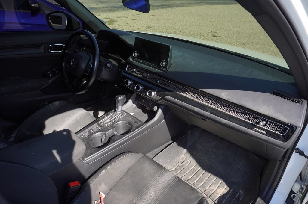 Used 2022 Honda Civic Sport image 8