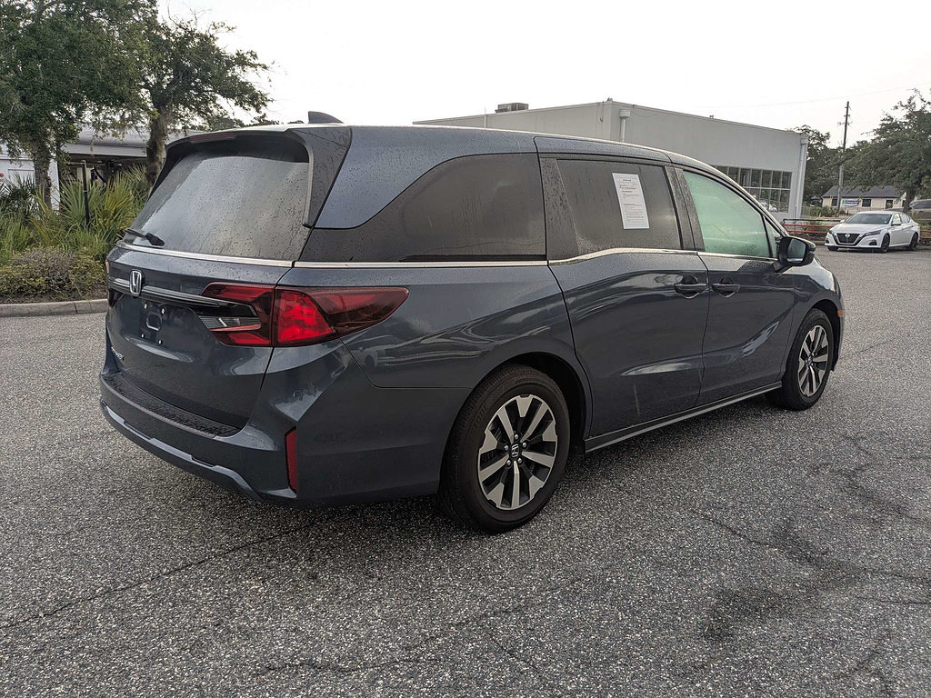 Used 2025 Honda Odyssey EX-L image 4