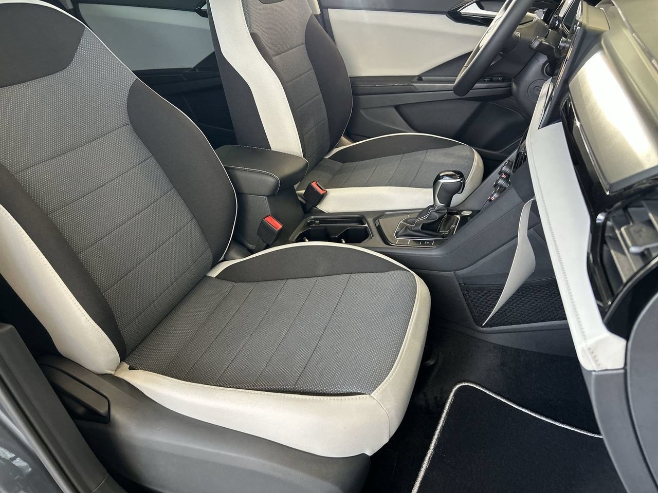 New 2026 Volkswagen Taos S FWD image 7