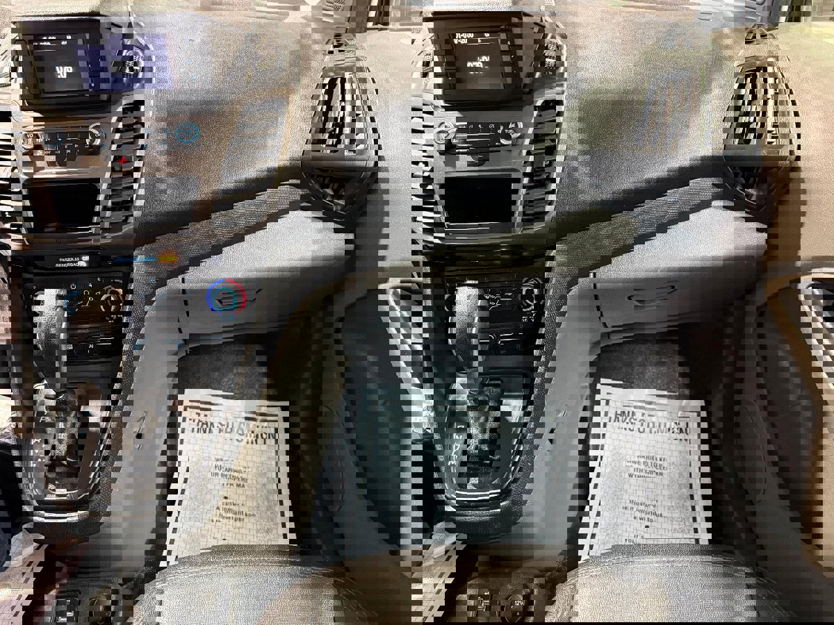 Used 2020 Ford Transit Connect XL image 17