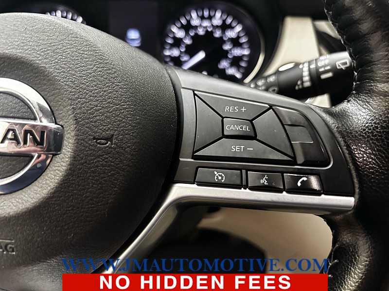 Used 2022 Nissan Rogue Sport SV AWD/4WD image 20