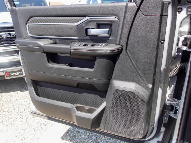 New 2026 RAM 3500 Big Horn AWD/4WD image 22