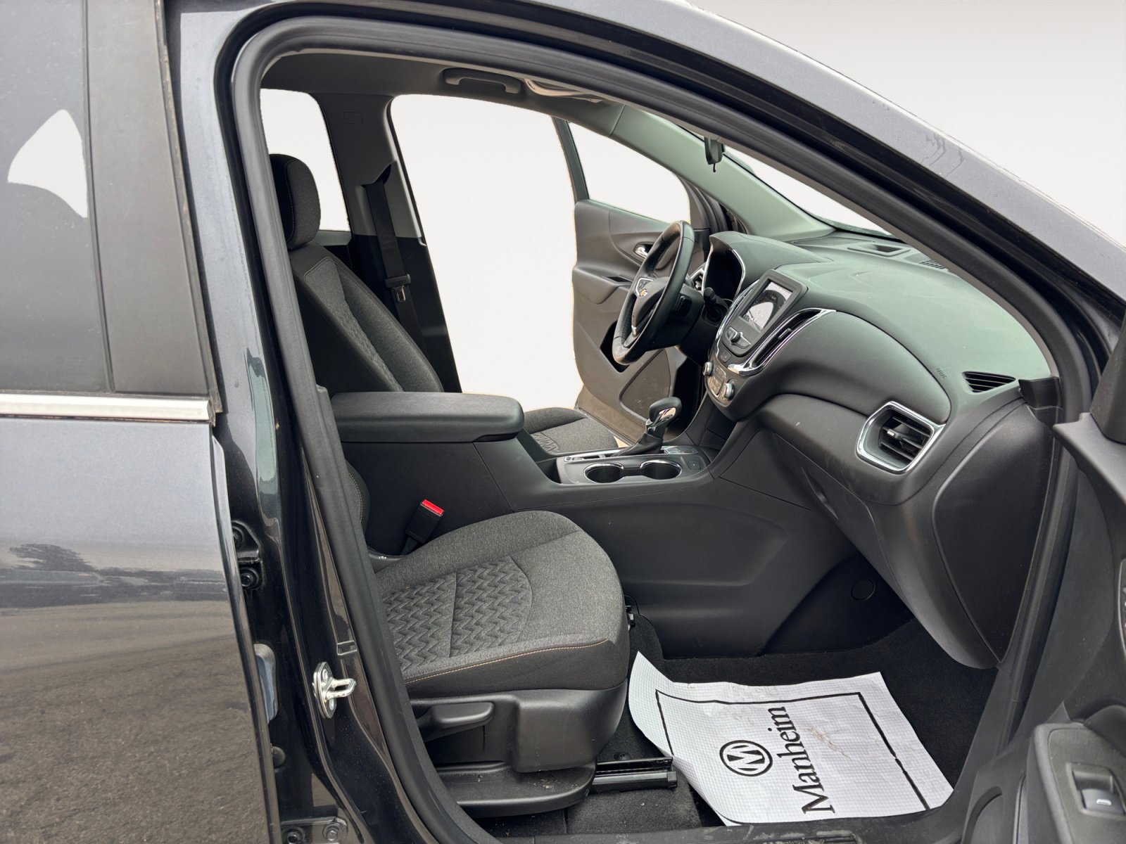 Used 2023 Chevrolet Equinox LT FWD image 15